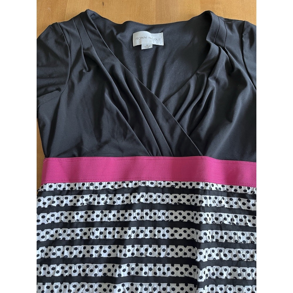 Ronni Nicole Women's Empire Waist Dress Short Sleeve B&W Sz 8 Ruffle Polka Dot - Picture 4 of 13
